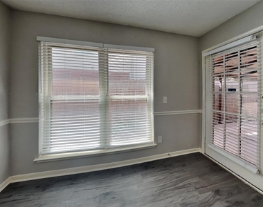 18138 Garden Manor Drive - Photo Thumbnail 5