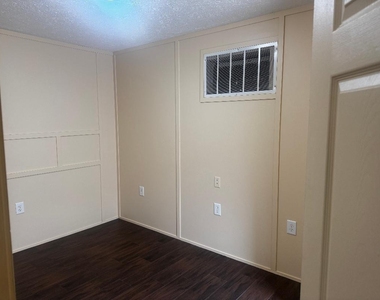 13929 Eagle Pass Street - Photo Thumbnail 8