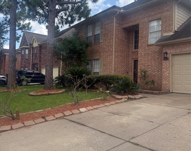 13719 Ortega Lane - Photo Thumbnail 3