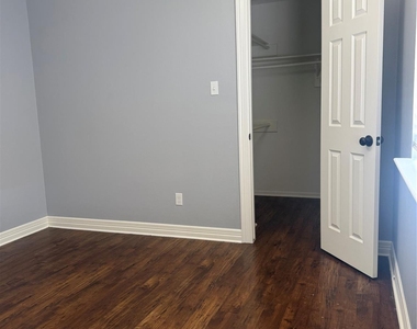 13719 Ortega Lane - Photo Thumbnail 5