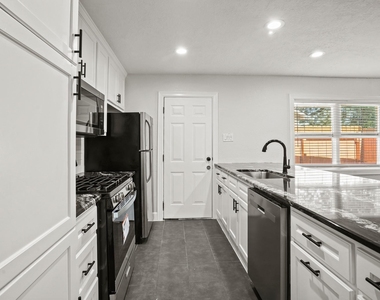 1030 Grand Junction Drive - Photo Thumbnail 6