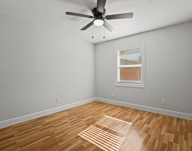 1030 Grand Junction Drive - Photo Thumbnail 14