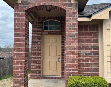 13196 Miller Lane - Photo Thumbnail 1