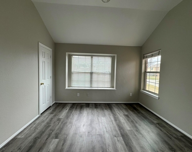 13196 Miller Lane - Photo Thumbnail 24