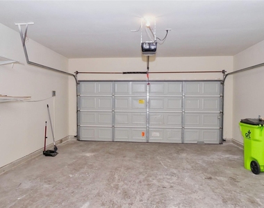 25206 Bright Hollow Lane - Photo Thumbnail 14