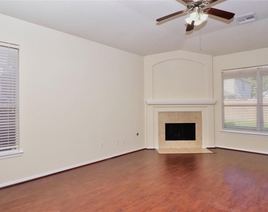 25206 Bright Hollow Lane - Photo Thumbnail 6