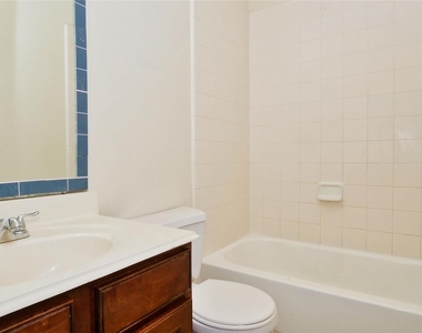 25206 Bright Hollow Lane - Photo Thumbnail 11