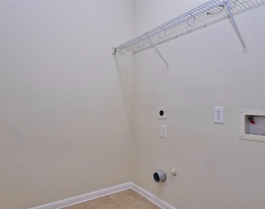 25206 Bright Hollow Lane - Photo Thumbnail 13