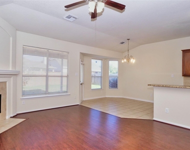 25206 Bright Hollow Lane - Photo Thumbnail 4