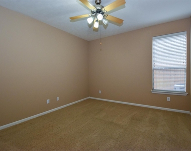 21223 Pennshore Lane - Photo Thumbnail 8