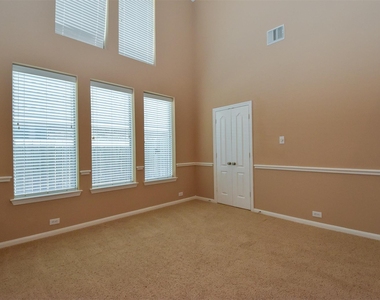 21223 Pennshore Lane - Photo Thumbnail 4