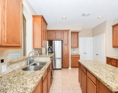 21223 Pennshore Lane - Photo Thumbnail 13