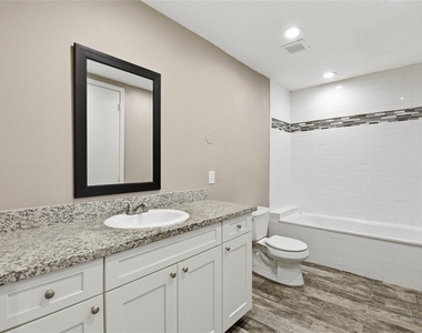 3424 Balboa Circle - Photo Thumbnail 27