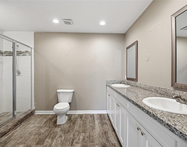 3424 Balboa Circle - Photo Thumbnail 21