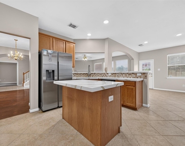 2314 Avery Park Drive - Photo Thumbnail 17