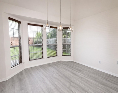 6343 Big Oak Canyon Drive - Photo Thumbnail 4