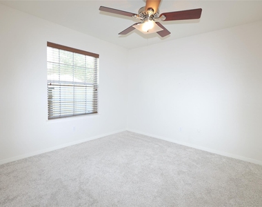 6343 Big Oak Canyon Drive - Photo Thumbnail 8