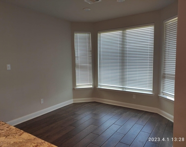 24210 Ivory Sunset Lane - Photo Thumbnail 7