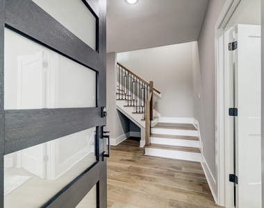 1411 W 23rd Street - Photo Thumbnail 6