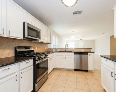 15322 Key Crest Lane - Photo Thumbnail 6