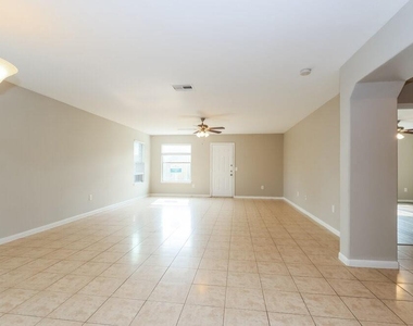 15322 Key Crest Lane - Photo Thumbnail 4