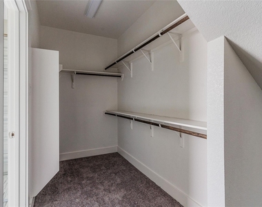 4702 Cold Stream Court - Photo Thumbnail 9