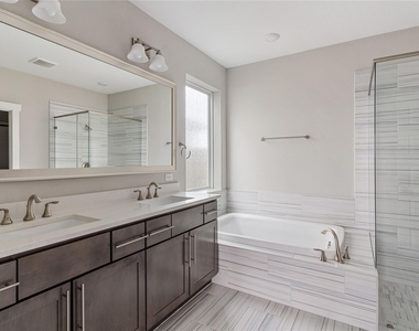 4702 Cold Stream Court - Photo Thumbnail 7