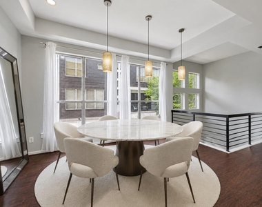 616 Lester Street - Photo Thumbnail 11