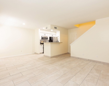 14600 Fonmeadow Drive - Photo Thumbnail 12