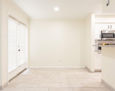 14600 Fonmeadow Drive - Photo Thumbnail 8