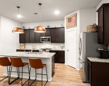 326 Jewett Meadow Drive - Photo Thumbnail 6
