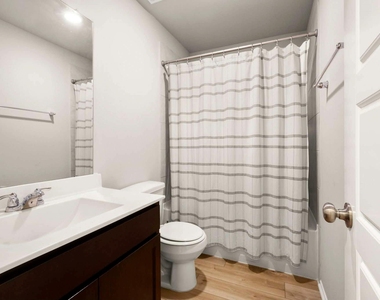 326 Jewett Meadow Drive - Photo Thumbnail 21