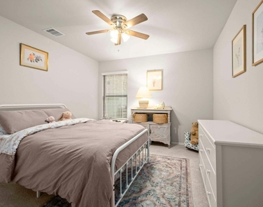 326 Jewett Meadow Drive - Photo Thumbnail 19