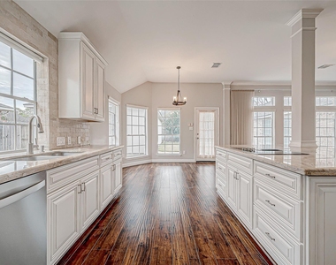 5410 Portage Rock Lane - Photo Thumbnail 18