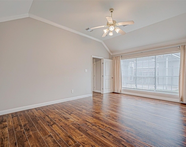 5410 Portage Rock Lane - Photo Thumbnail 37