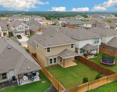 2013 Flametree Avenue - Photo Thumbnail 16