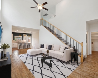 2013 Flametree Avenue - Photo Thumbnail 3