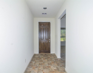 15207 Keystone Bend Lane - Photo Thumbnail 1