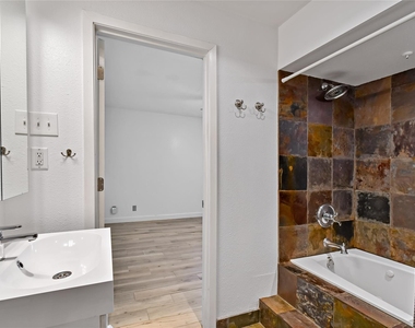 4040 San Felipe Street - Photo Thumbnail 13