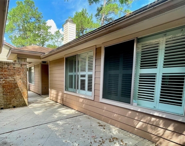 3602 Chapel Square Drive - Photo Thumbnail 3