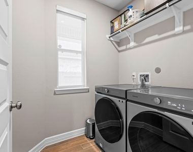 4106 Sherman Oak Lane - Photo Thumbnail 26