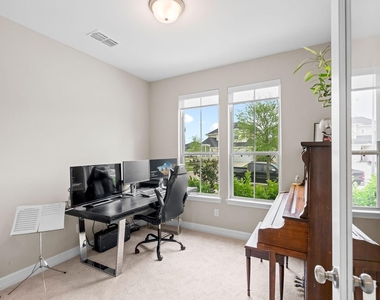 4106 Sherman Oak Lane - Photo Thumbnail 27
