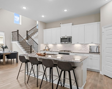 4106 Sherman Oak Lane - Photo Thumbnail 8