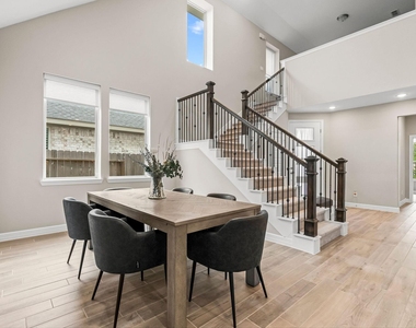 4106 Sherman Oak Lane - Photo Thumbnail 11