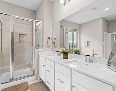 4106 Sherman Oak Lane - Photo Thumbnail 18