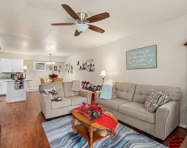 403 E Main Street - Photo Thumbnail 8