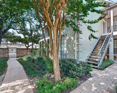 2700 Revere Street - Photo Thumbnail 4