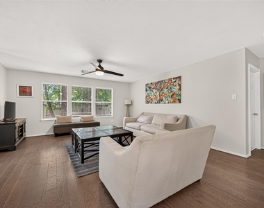 202 N Vesper Bend Circle - Photo Thumbnail 14