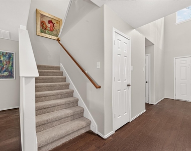 202 N Vesper Bend Circle - Photo Thumbnail 13