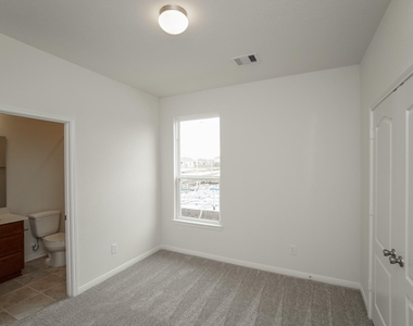 4807 Westfield Pines Drive - Photo Thumbnail 20